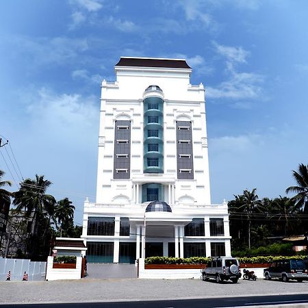Hotel Karthika Park Kazhakuttam المظهر الخارجي الصورة