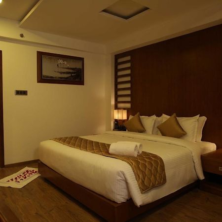 Hotel Karthika Park Kazhakuttam المظهر الخارجي الصورة