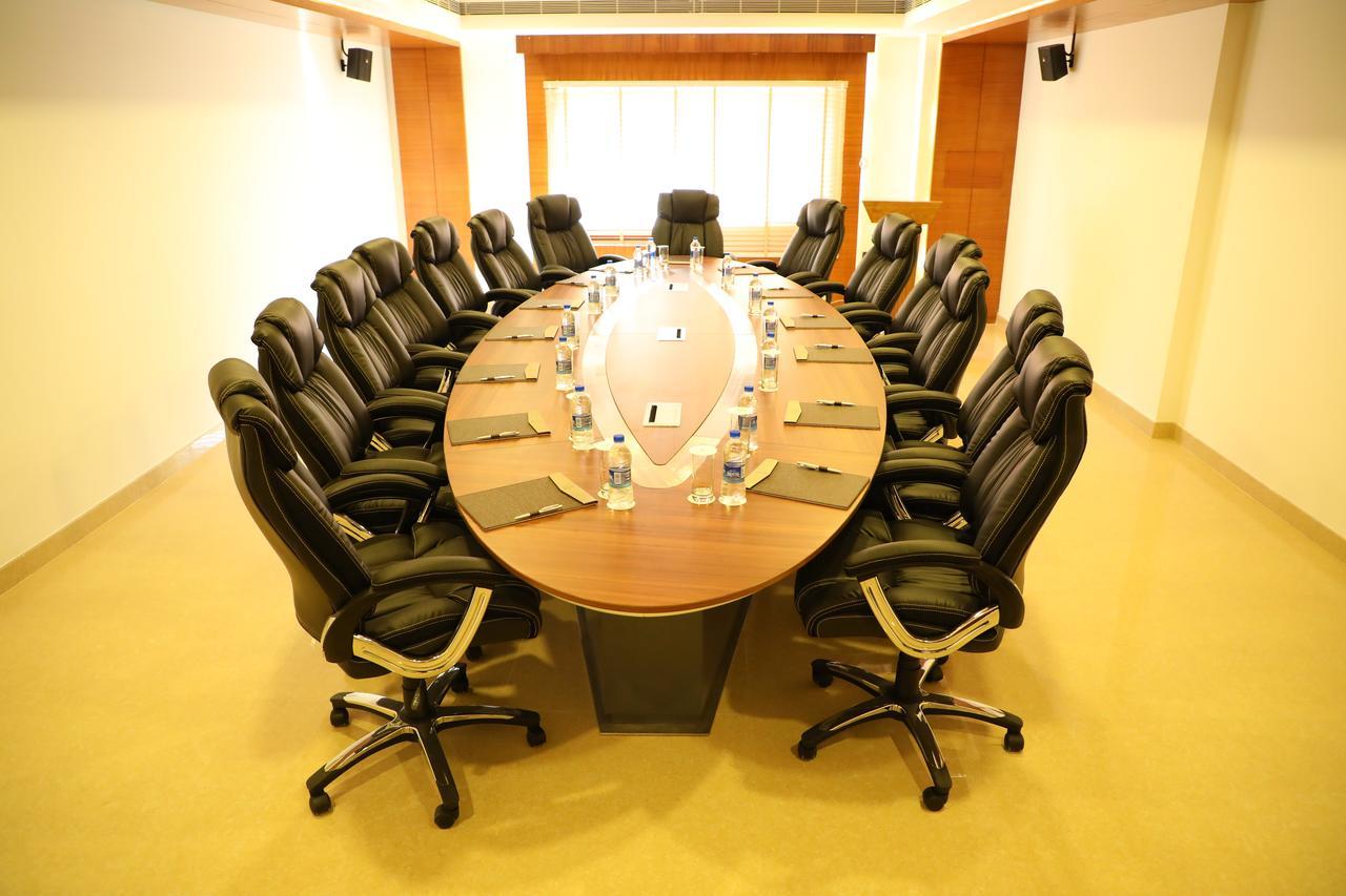 Hotel Karthika Park Kazhakuttam المظهر الخارجي الصورة