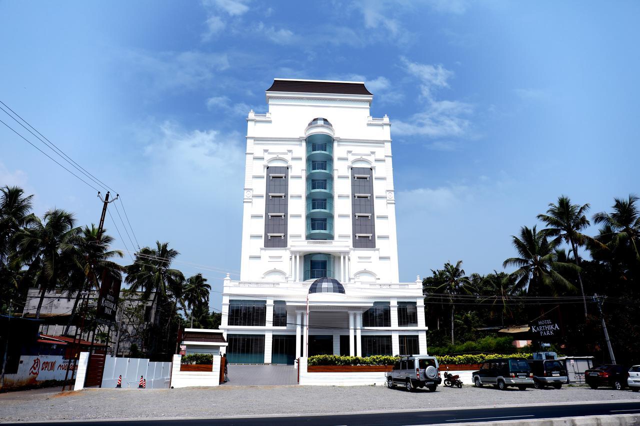 Hotel Karthika Park Kazhakuttam المظهر الخارجي الصورة
