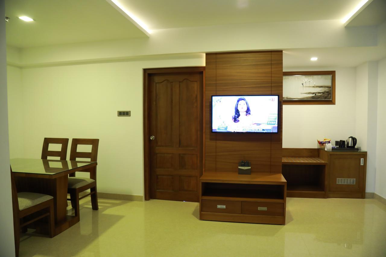 Hotel Karthika Park Kazhakuttam المظهر الخارجي الصورة