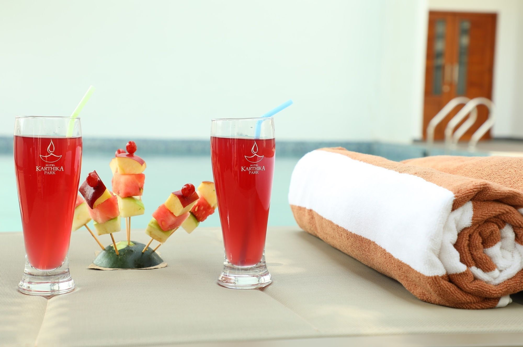 Hotel Karthika Park Kazhakuttam المظهر الخارجي الصورة